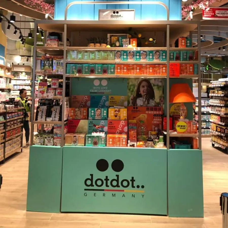 dotdot 荃灣專櫃 - 旺角店門市 1:1相片